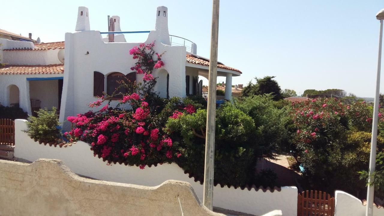 Villa Manuela Sul Mare С'Аркиту Кулиери Екстериор снимка